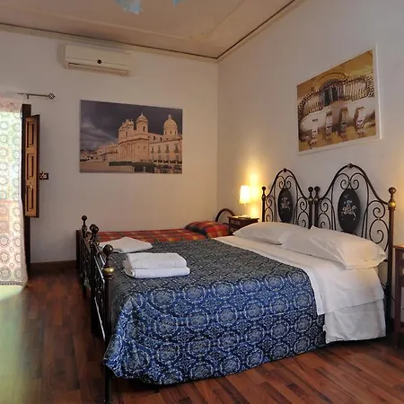 Il Giardino Di Pietra Bed & Breakfast Noto Exterior photo