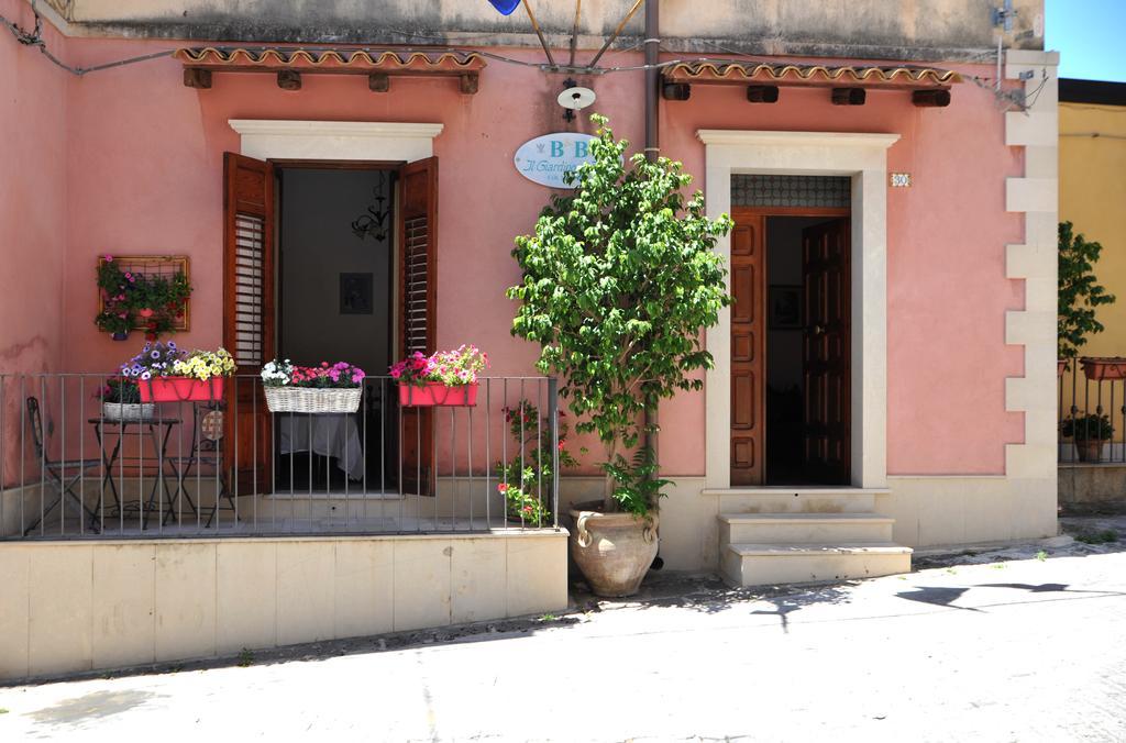 Il Giardino Di Pietra Bed & Breakfast Noto